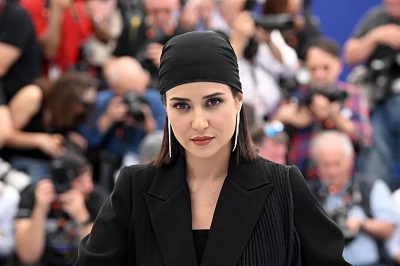 پریناز ایزدیار